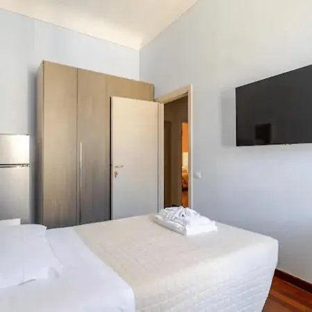 Residenza Del Capitano Hostel