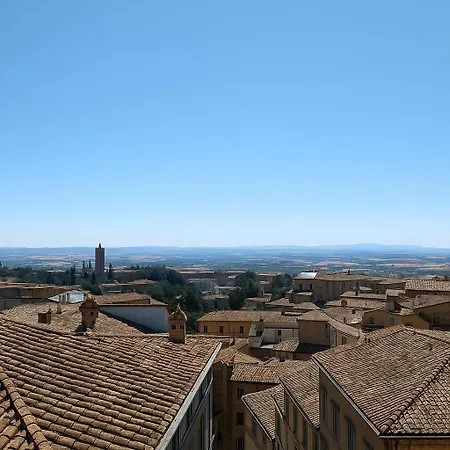 Residenza Del Capitano * سيينا