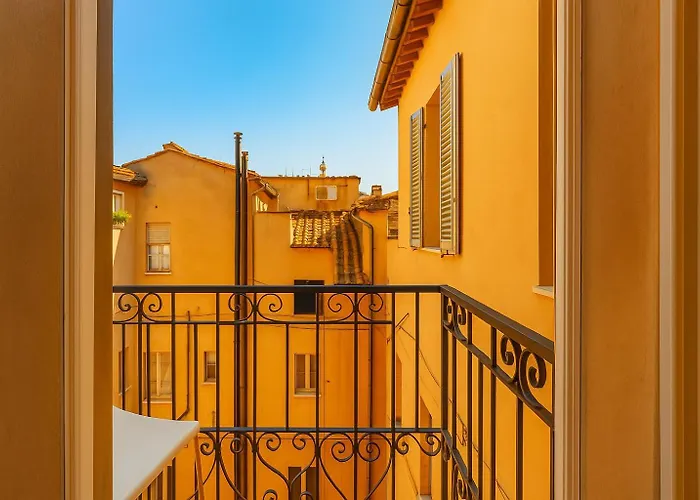 Хостел Residenza Del Capitano Сиена